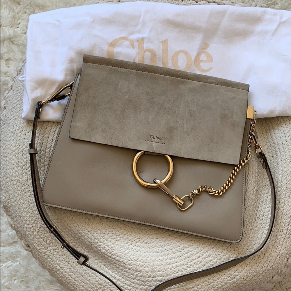 Chloé Faye Medium Flap Shoulder Bag in Gray